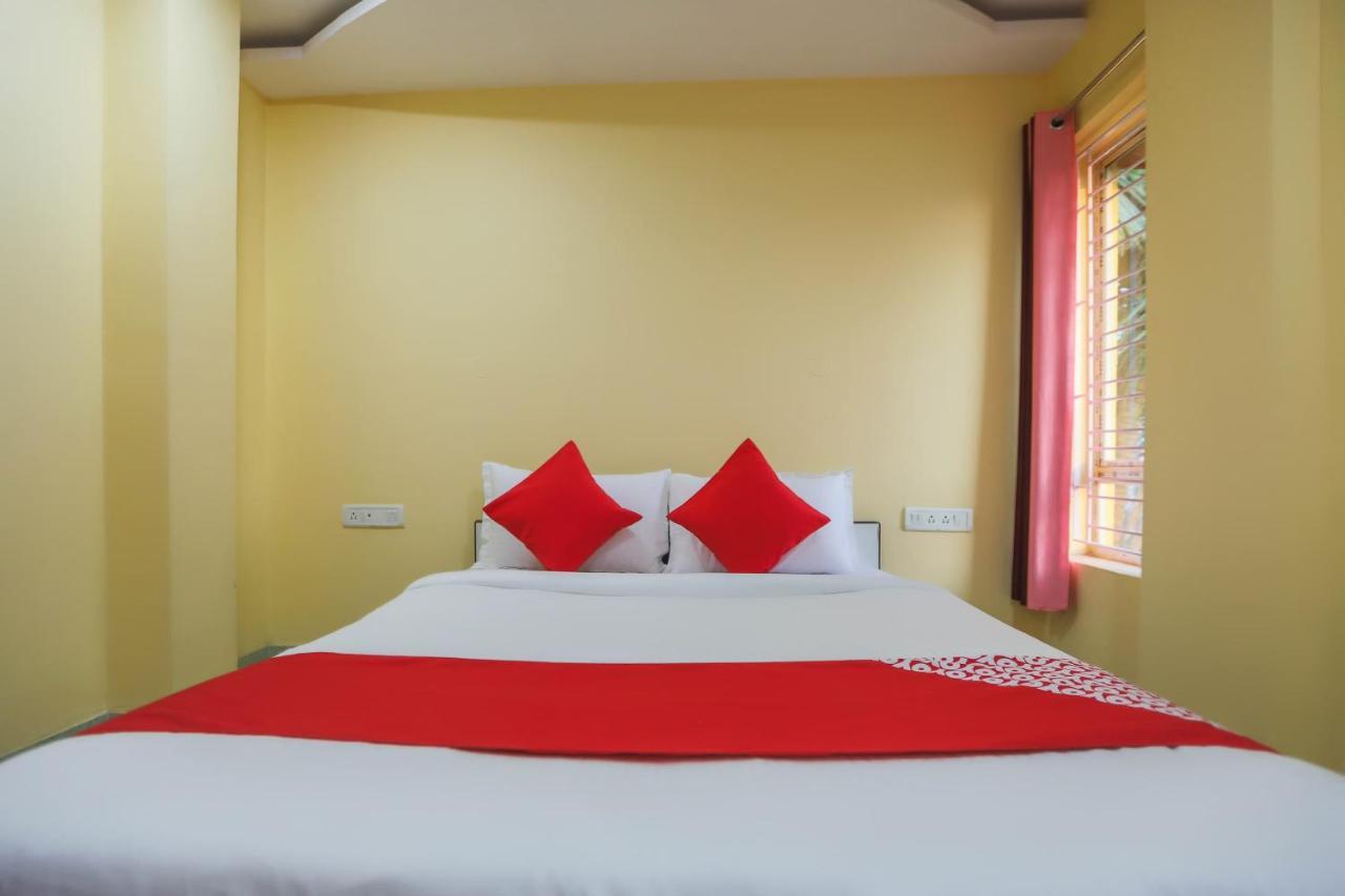 Oyo 62042 Niloy Guest House Jadabpur Экстерьер фото