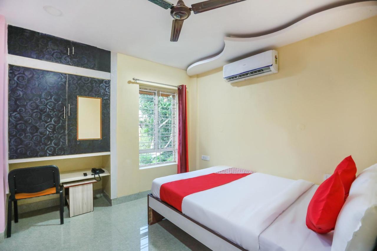 Oyo 62042 Niloy Guest House Jadabpur Экстерьер фото